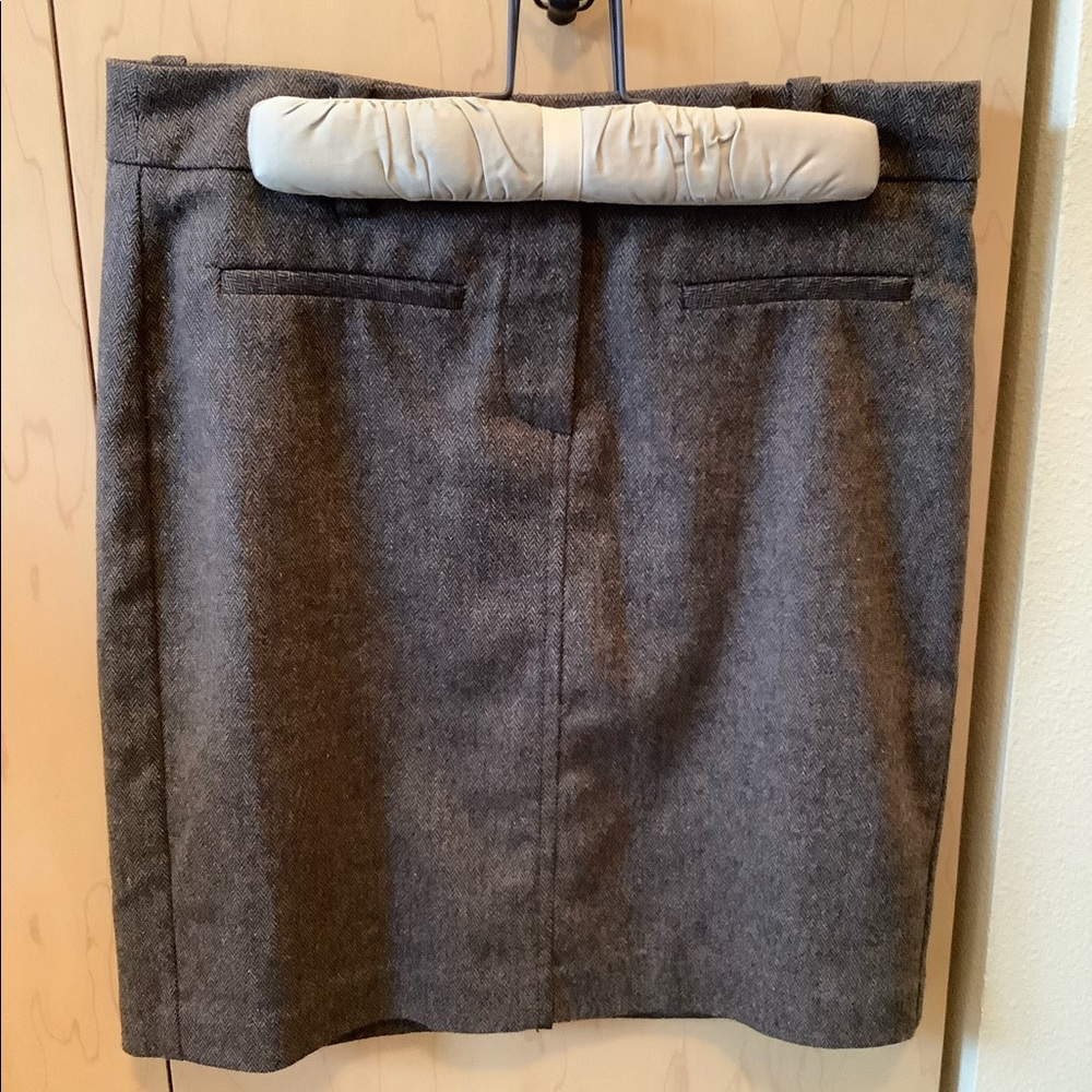 EUC Trina Turk pencil skirt